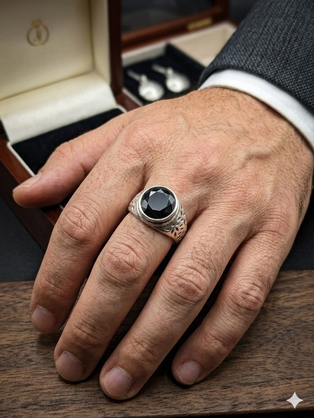 bezel set leaf motifSilver Black Onyx Bezel Set Mens Signet Ring Size 9